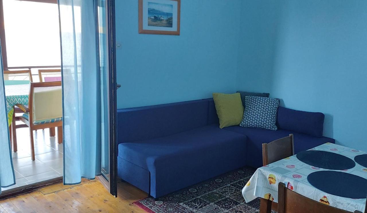 Apartmani Ana Karlobag Exteriér fotografie